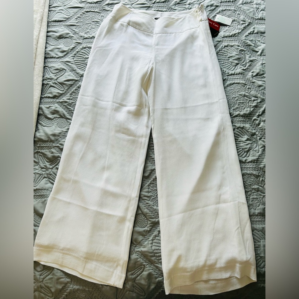 NWT White Wide-Leg Pants